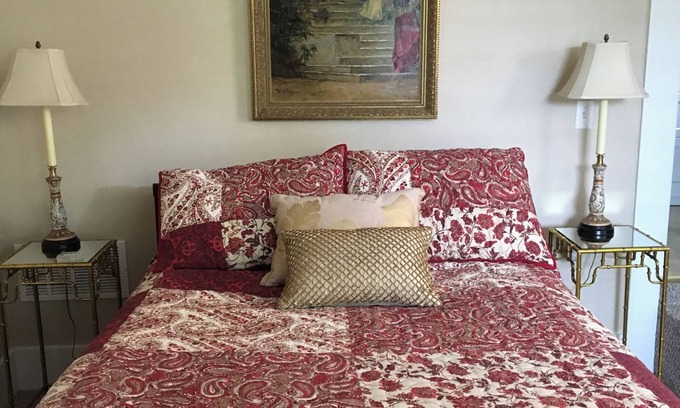 Forest Hills Apartment | Garden View Apartment, Large Studio - Perfect if you're on a budget!
