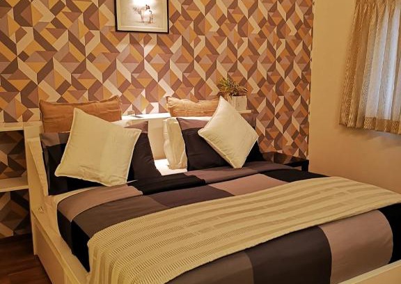 Bengaluru House | Garden Villa at Prestige Augusta - Long Stays by JadeCaps