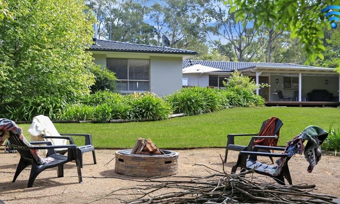 Bundanoon House | Garland Park - classic family home