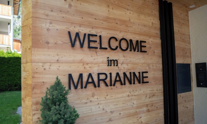 Clusio Bed & Breakfast | Garni Marianne