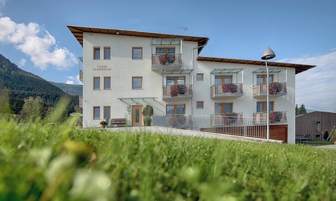 Riscone Bed & Breakfast | Garni Schorneck