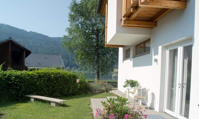 Steindorf am Ossiacher See Apartment | Gartenzimmer - See-areal Steindorf