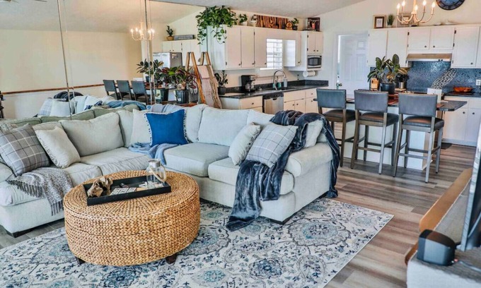 Thomas Drive House | Gary Beach Getaway Gulf view and steps from Beach!
