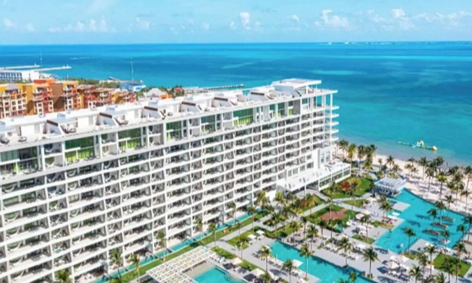 Puerto Juarez Apartment | Garza Blanca Cancun 5 Diamond Oceanfront Villa Suite - Balcony, Hammock