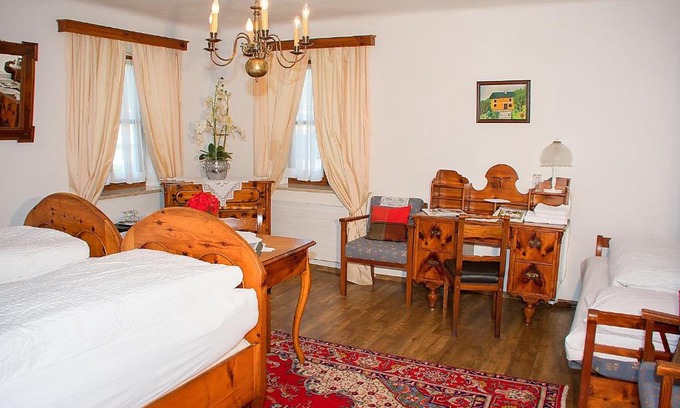 Hallein Hotel | Gasthof Hohlwegwirt