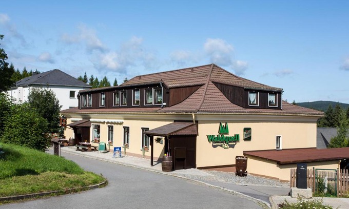 Antonshohe House | Gaststätte & Pension Waldquell