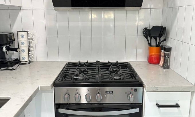 Baldwin Park House | Gated & Morden 1bed1bath house in Baldwin Park with WiFi and AC