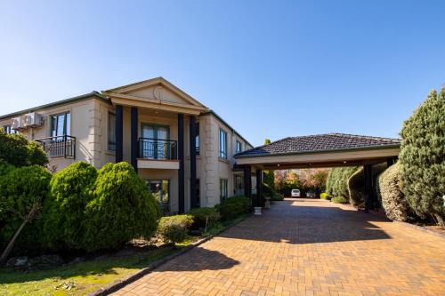 Notting Hill Hotel | Gateway on Monash