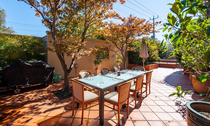 Notting Hill Hotel | Gateway on Monash Boutique Hotel