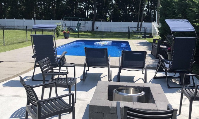 East Moriches House | Gateway to the Hamptons