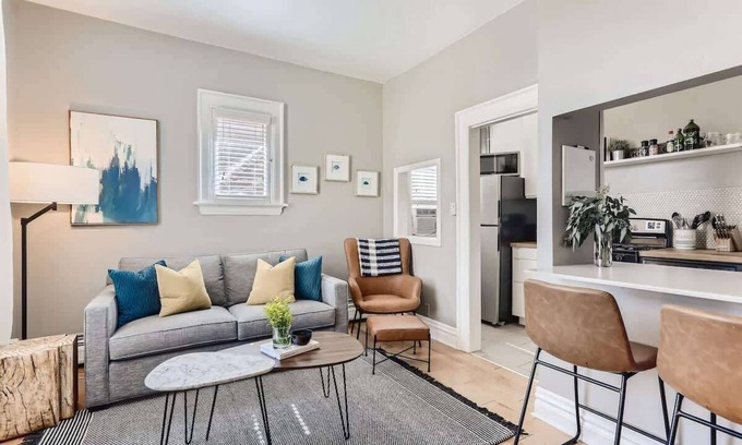 City Park West Apartment | Gaylord by Modern Midstay/1Block to CityPark #G3