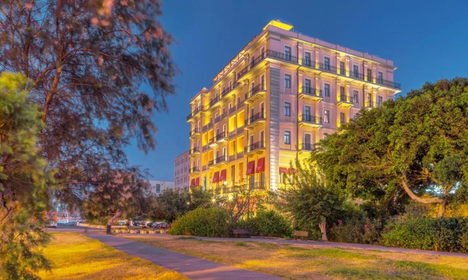 Heraklion Hotel | GDM Megaron, Historical Monument Hotel