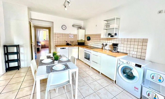 Gelsenkirchen-Mitte Apartment | Ge08 - Ferienwohnung in Gelsenkirchen, 65 qm, 2 Zimmer, Max. 4 Personen