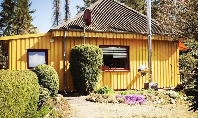 Rehburg-Loccum House | Gelbes Haus bei Mardorf am Steinhuder Meer