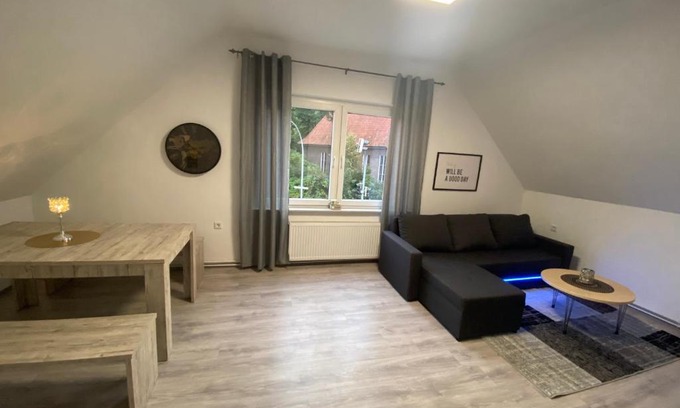 Ziegelhof Apartment | Gemütliche Ferien- und Monteurwohnung in Stadtnähe