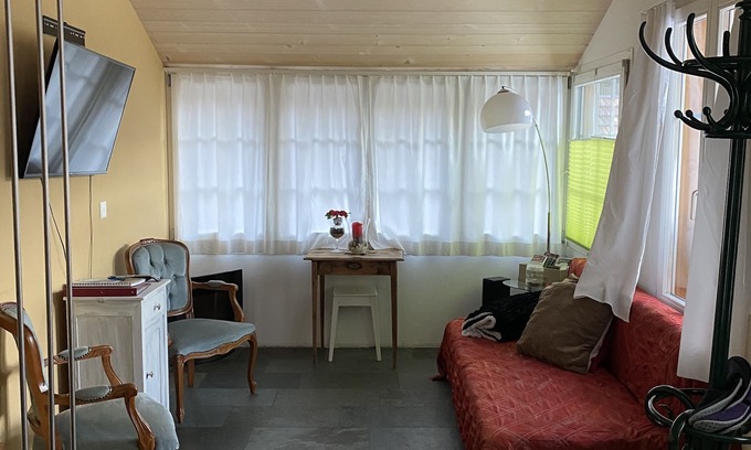 Gsteigwiler Apartment | Gemütliche Ferienwohnung mit Balkon in Gsteigwiler b. Interlaken
