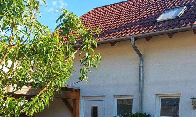 Sachsenheim Apartment | Gemütliche Ferienwohnung in Ruhiger Lage