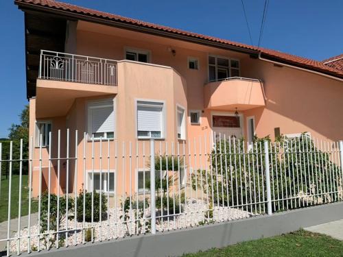 Calea Sever Bocu Apartment | Gemütliches & geräumiges Apartment mit Balkon
