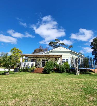 Whanganui Villa | Gem on Bastia Hill
