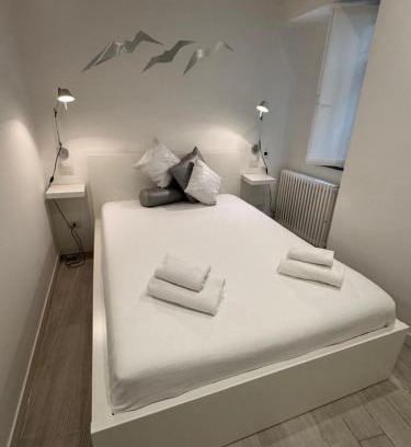 Vernazza House | Gemmina Moon