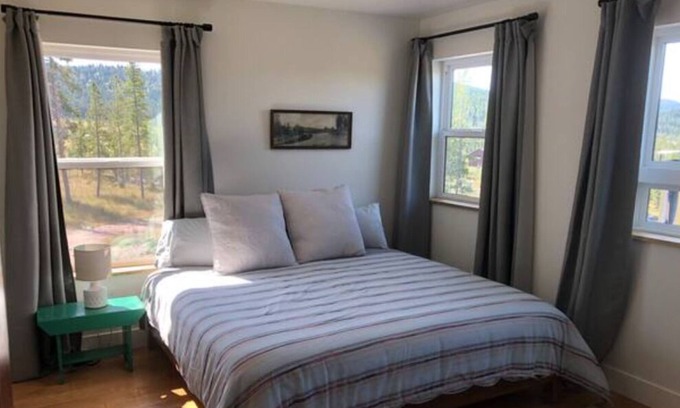 Georgetown House | Georgetown Lake Views & Family Friendly
