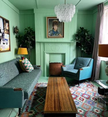 Old Town Hastings Apartment | Georgian Russell