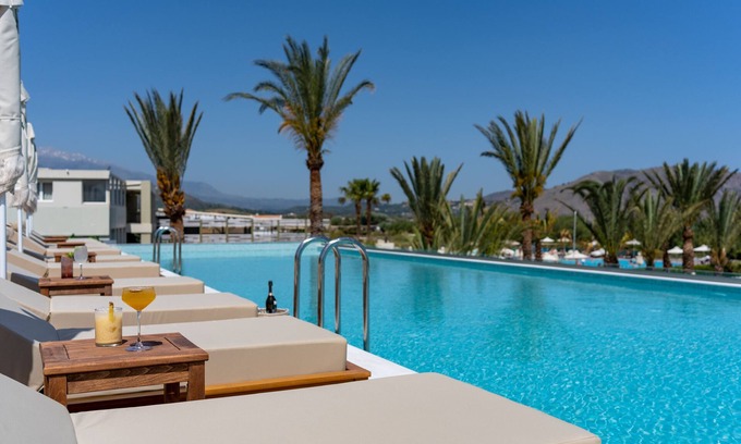 Asprouliani Hotel | Georgioupolis Suites