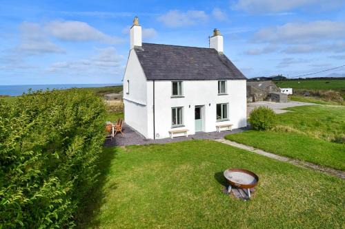 Garn Fadryn House | Ger y Porth