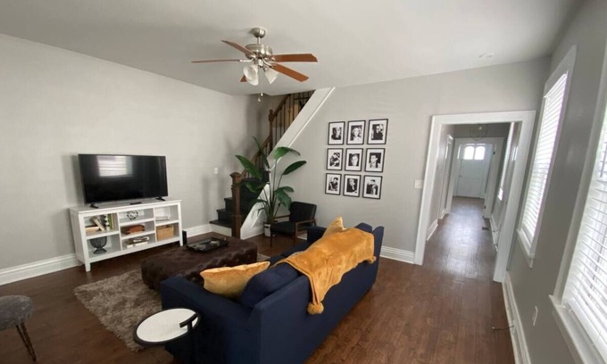 Germantown House | Germantown Gem - 3BR/2BA - 934