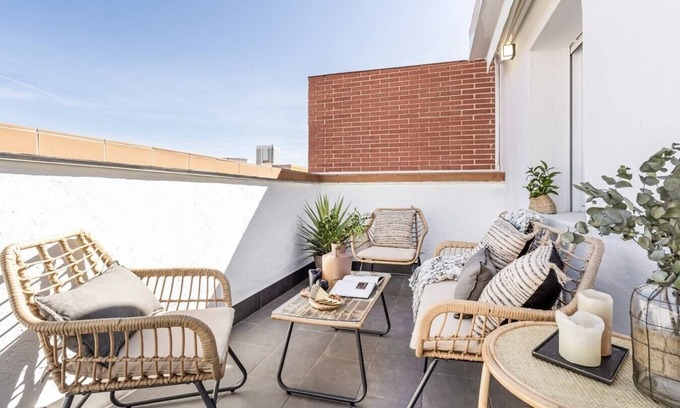 Cuatro Caminos Apartment | Gerri - 2 bedrooms and terrace in Ríos Rosas