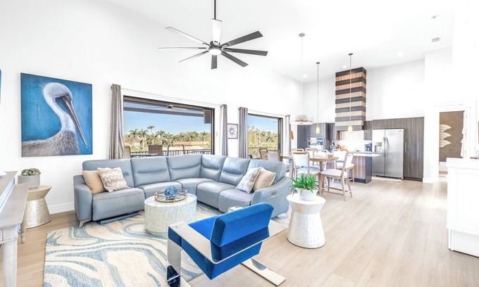 Siesta Key Condo | Gertrude's | Resort-like penthouse & pool, 500ft to private beach access and Siesta's whitest sand!