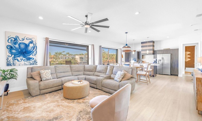 Siesta Key Condo | Gertrude's | Resort-like home & pool, 500ft to private beach access and Siesta's whitest sand!