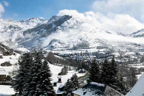 Gessa Ski Chalet | Gessa Luxury Apartments - parking a pie de pistas Val de Ruda