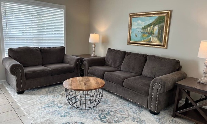 Remerton House | Get-Away on Wayland Cozy Cottage