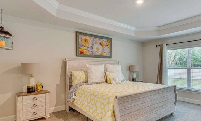 Silver Springs House | Getaway near The Worlds Equestrian Center, Silver Springs Park, &Rainbow Springs