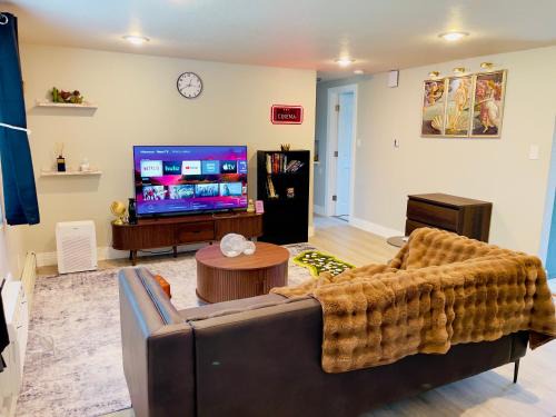 Eiber Apartment | Getaway Spot Close To Red Rocks, Denver & Mtns