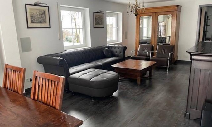 Neuastenberg Apartment | Gezellig Ingericht Kindvriendelijk Appartement en Dichtbij Skipiste Neuastenberg