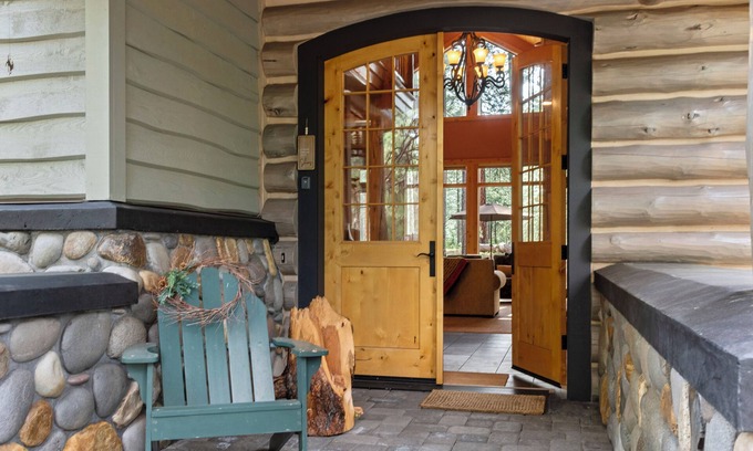 Black Butte Ranch House | GH261 | New - Amazing Luxury home taking reservations for Summer 2025.