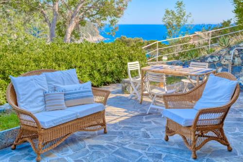 Valle Santa Apartment | GIARDINO SUL MARE House - Levanto Sea View