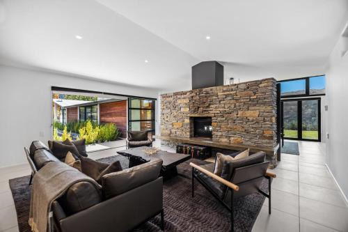 Gibbston Villa | Gibbston Valley Residence by Sotheby's Luxury Rental Homes