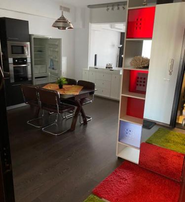 Sector 1 Apartment | GIS North House