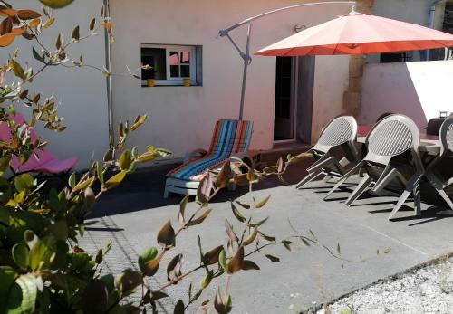 Allas-Bocage House | Gite à la Campagne