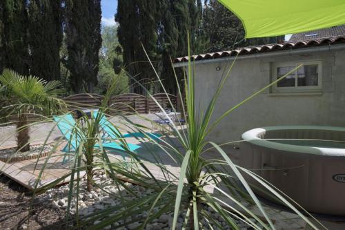 Lagorce House | Gite L'Acacia