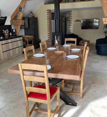 Necy House | Gite le long bois campagne charme 6 pers