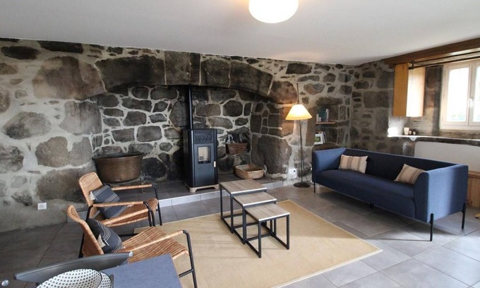 Lugarde Cottage | Gite Lugarde, 3 bedrooms, 6 persons