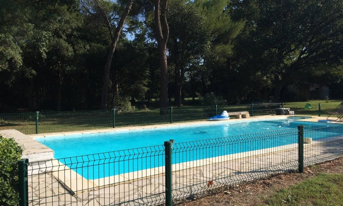 Saint-Nazaire-de-Pezan House | Gite on property, near the sea, between Nîmes and Montpellier