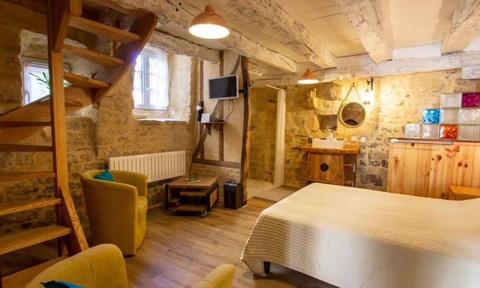 Saint-Pompont Cottage | Gite Saint-Pompont, 1 bedroom, 2 persons