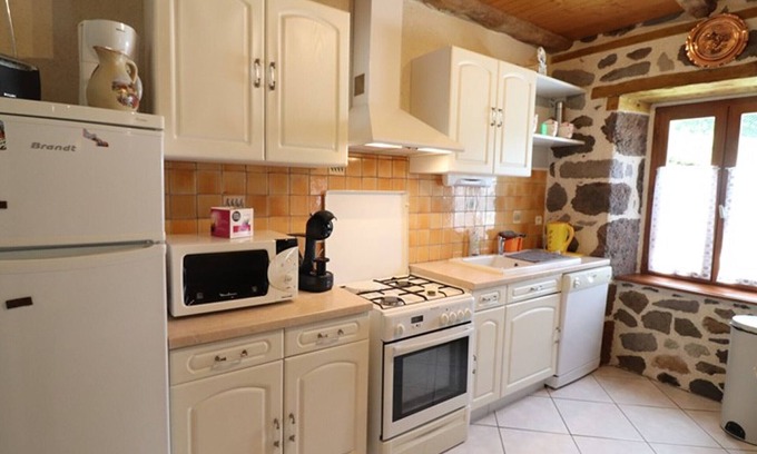Thiezac Cottage | Gite Thiézac, 2 bedrooms, 4 persons