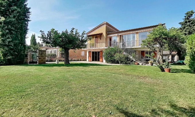 L'Isle-sur-la-Sorgue Apartment | Gites Partage des Eaux L'isle sur la Sorgue