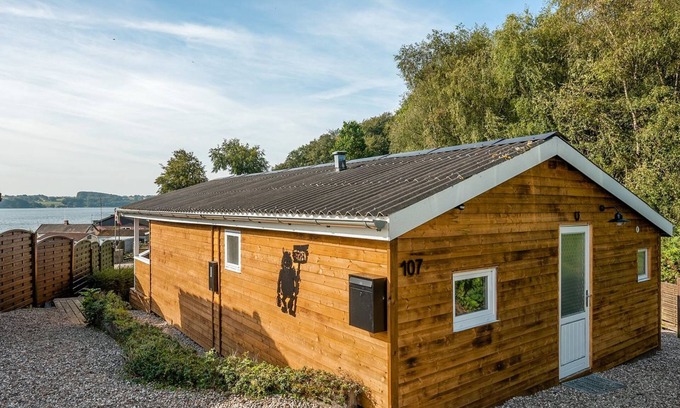 Diernæs House | "Gjurgja" - 100m from the sea by Interhome